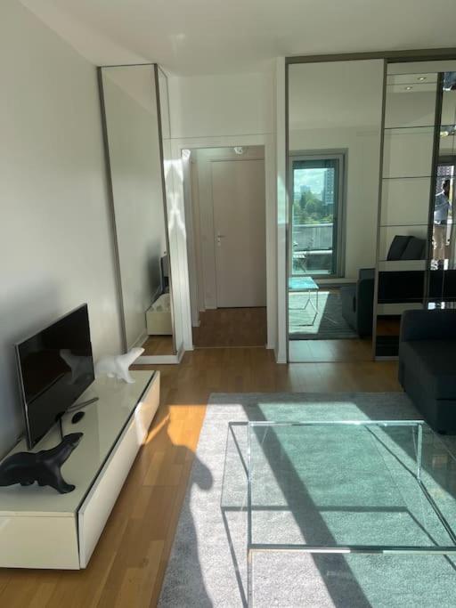 Apartmán Tour Eiffel Terrasse Vue Seine Paříž Exteriér fotografie